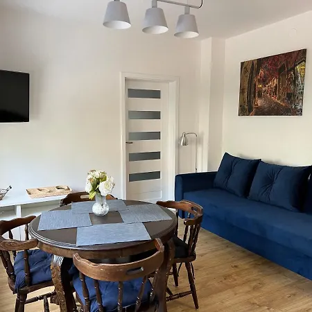 Przy Parku Centralnym Apartman