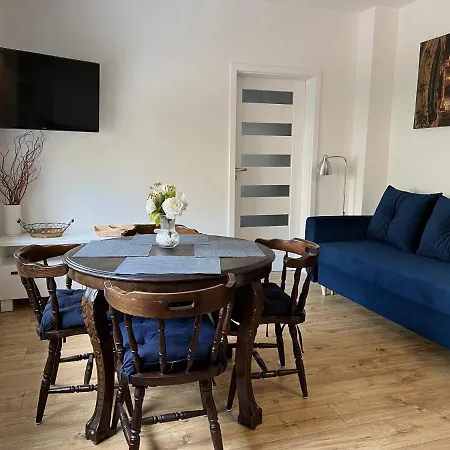 Apartment Przy Parku Centralnym *